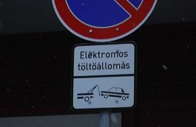 Ingyenes parkolás BAZ megye központjában