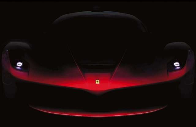 Hibrid feneket villantott a Ferrari