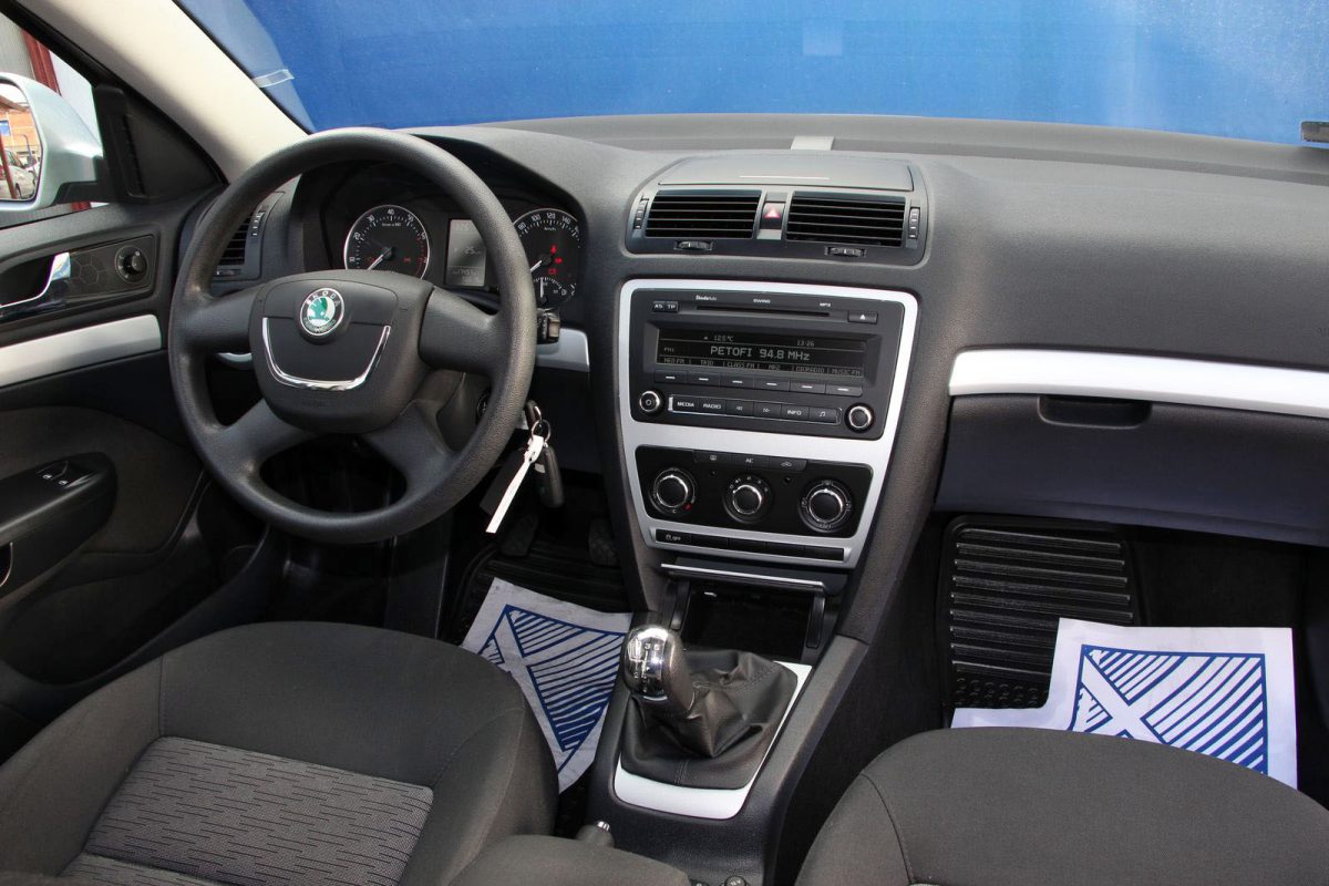 SKODA OCTAVIA