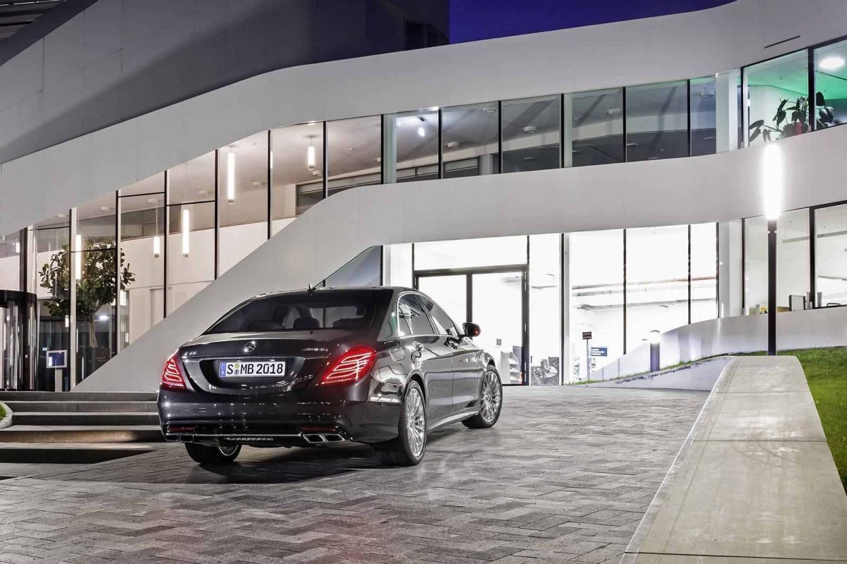 MERCEDES-BENZ