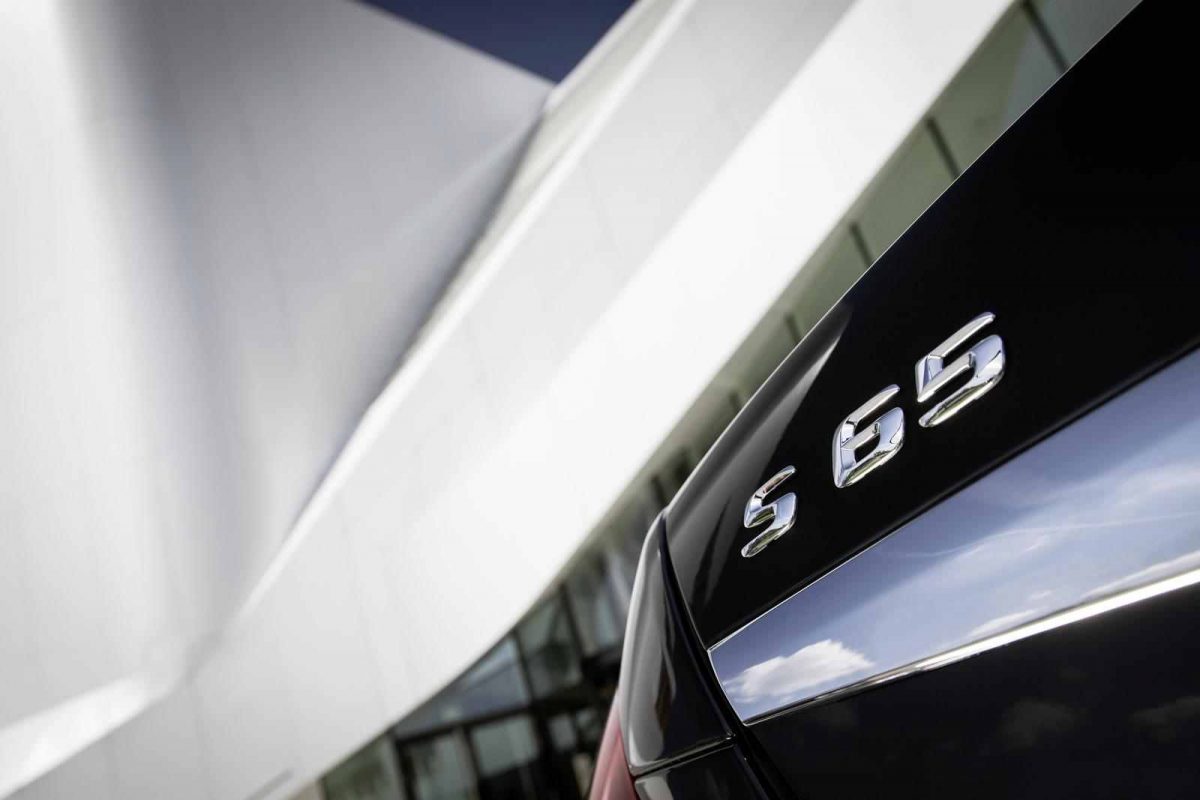 MERCEDES-BENZ
