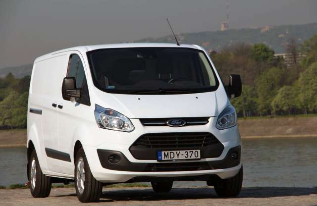 A munka ünnepe - Ford Transit Custom teszt