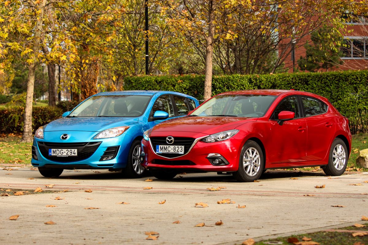 MAZDA 3