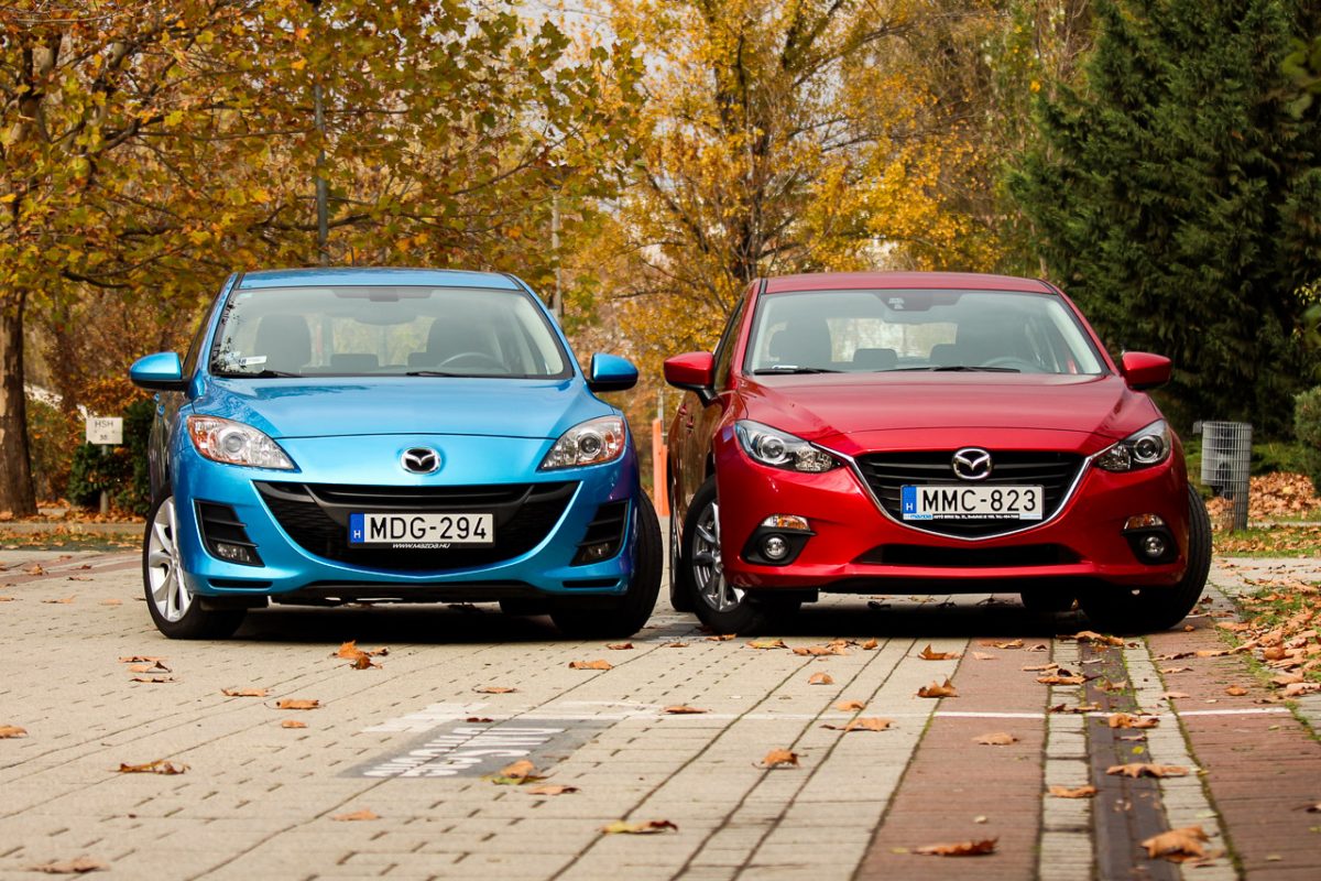 MAZDA 3
