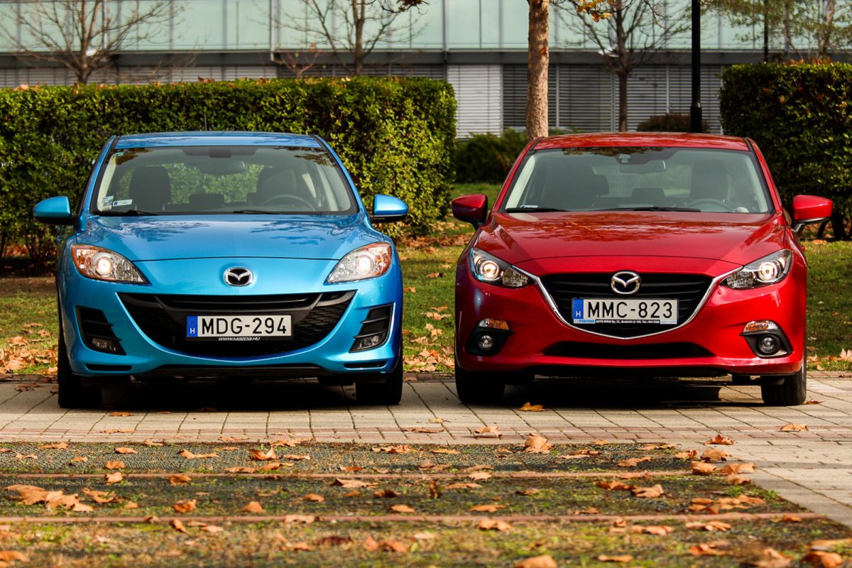 MAZDA 3