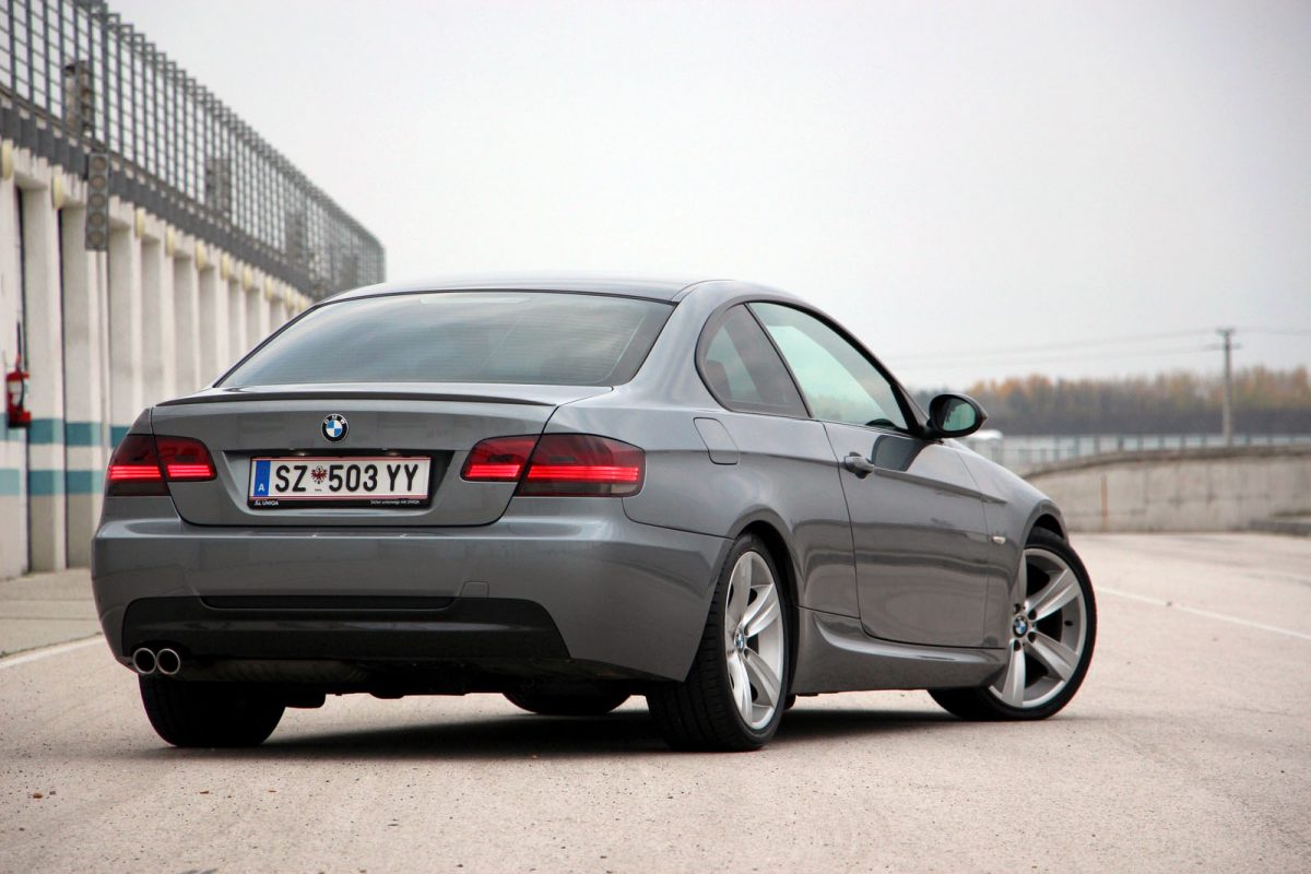 BMW 325