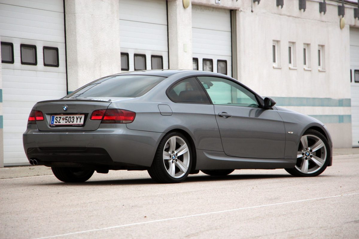 BMW 325