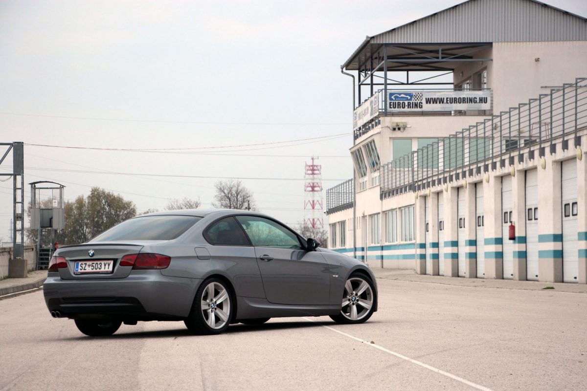 BMW 325