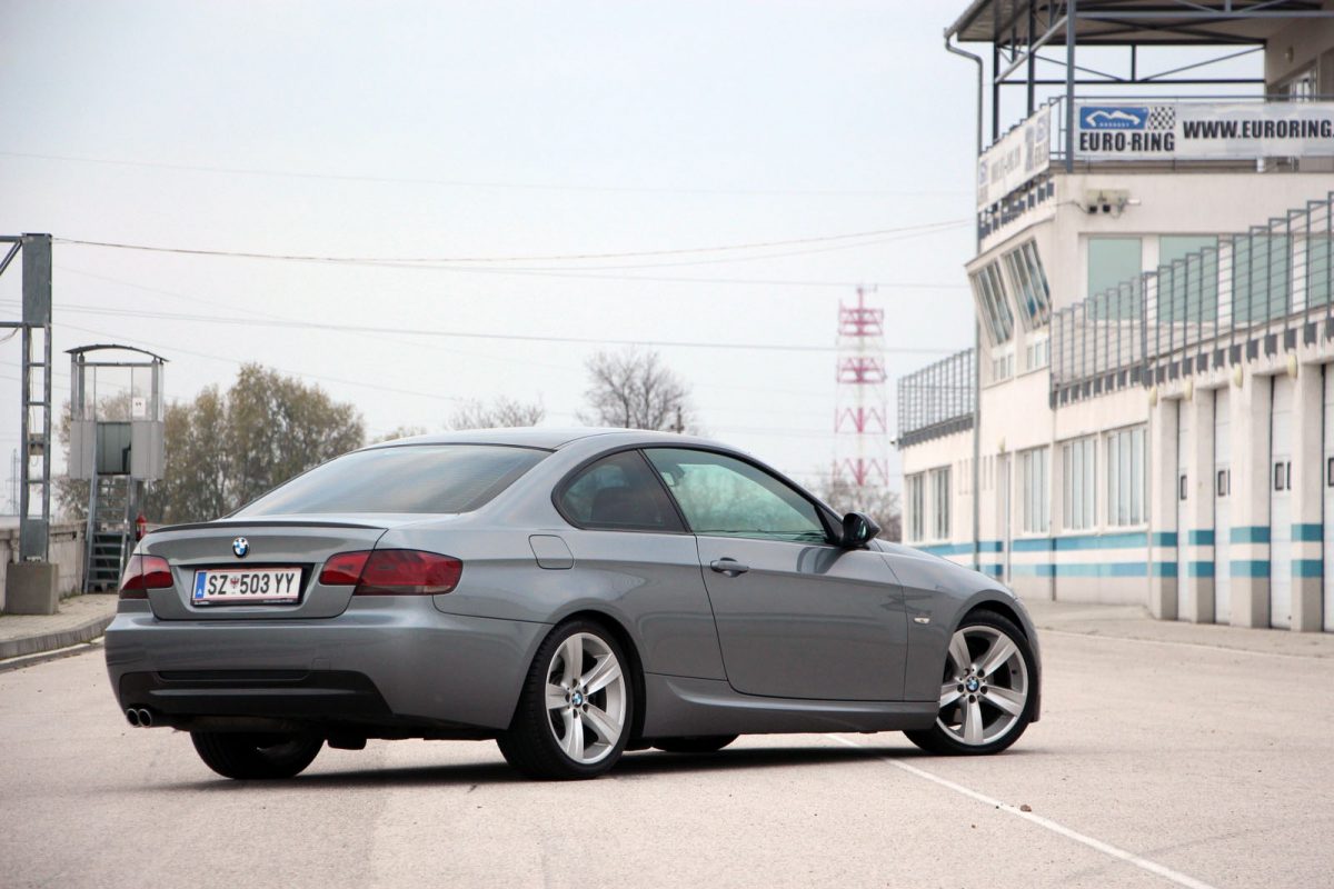 BMW 325