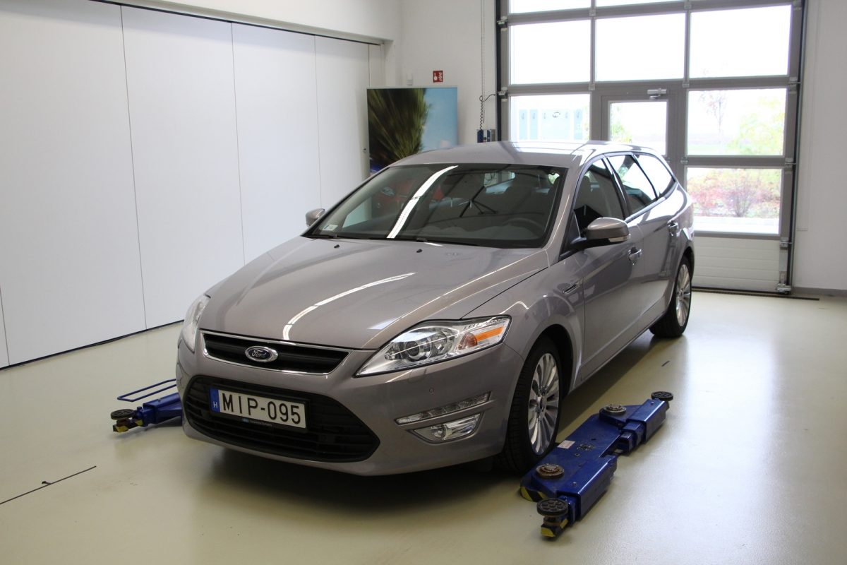 FORD