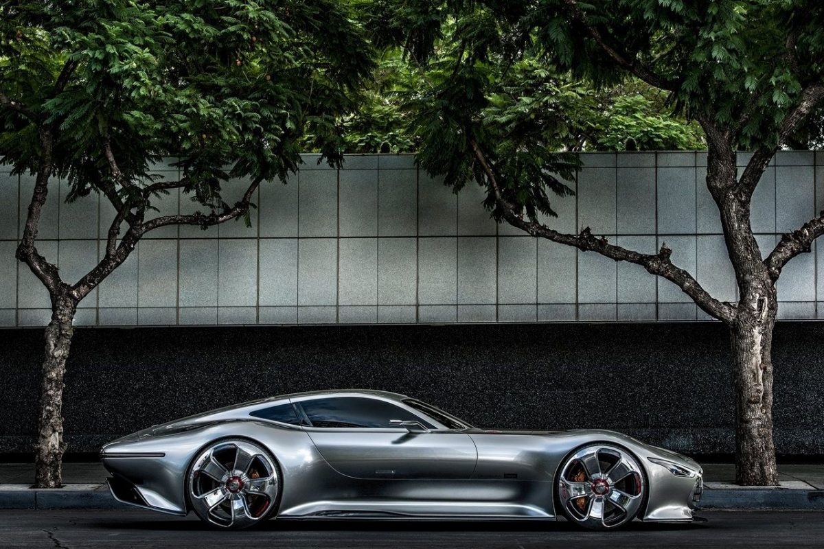 MERCEDES-BENZ