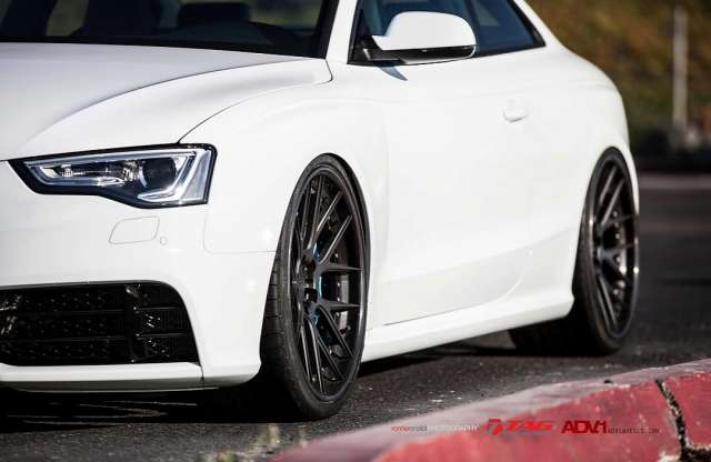 Új ruhában az Audi RS5