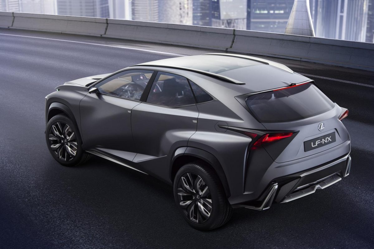 LEXUS