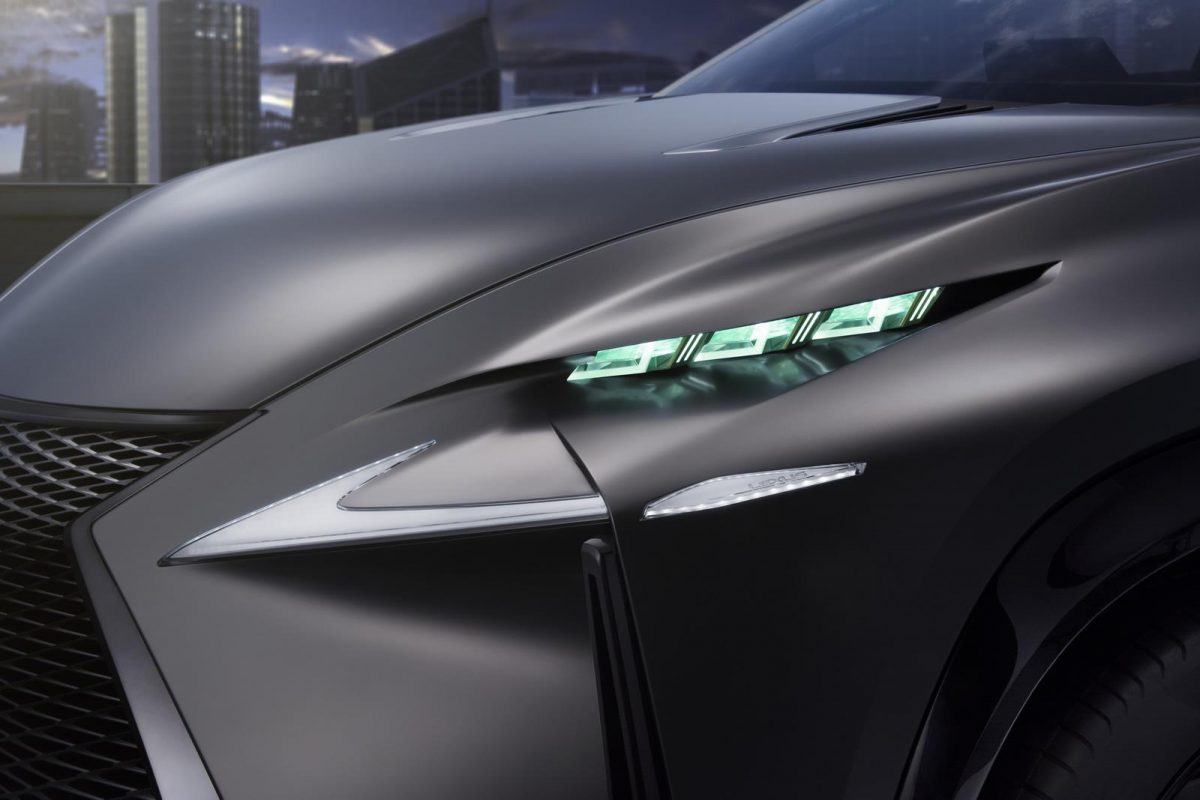 LEXUS
