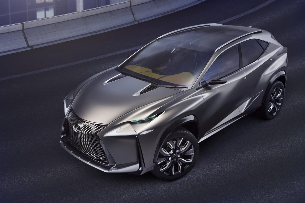 LEXUS