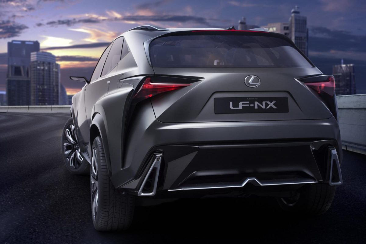LEXUS
