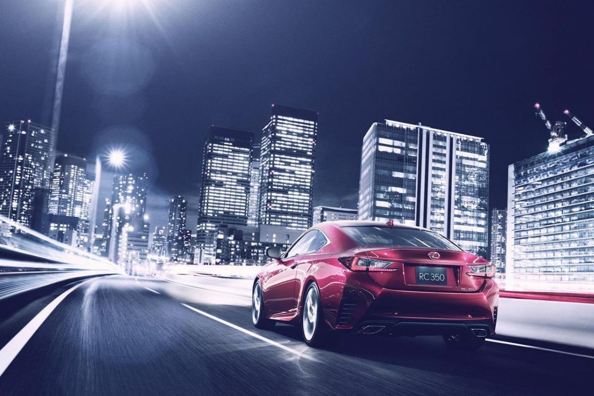 LEXUS