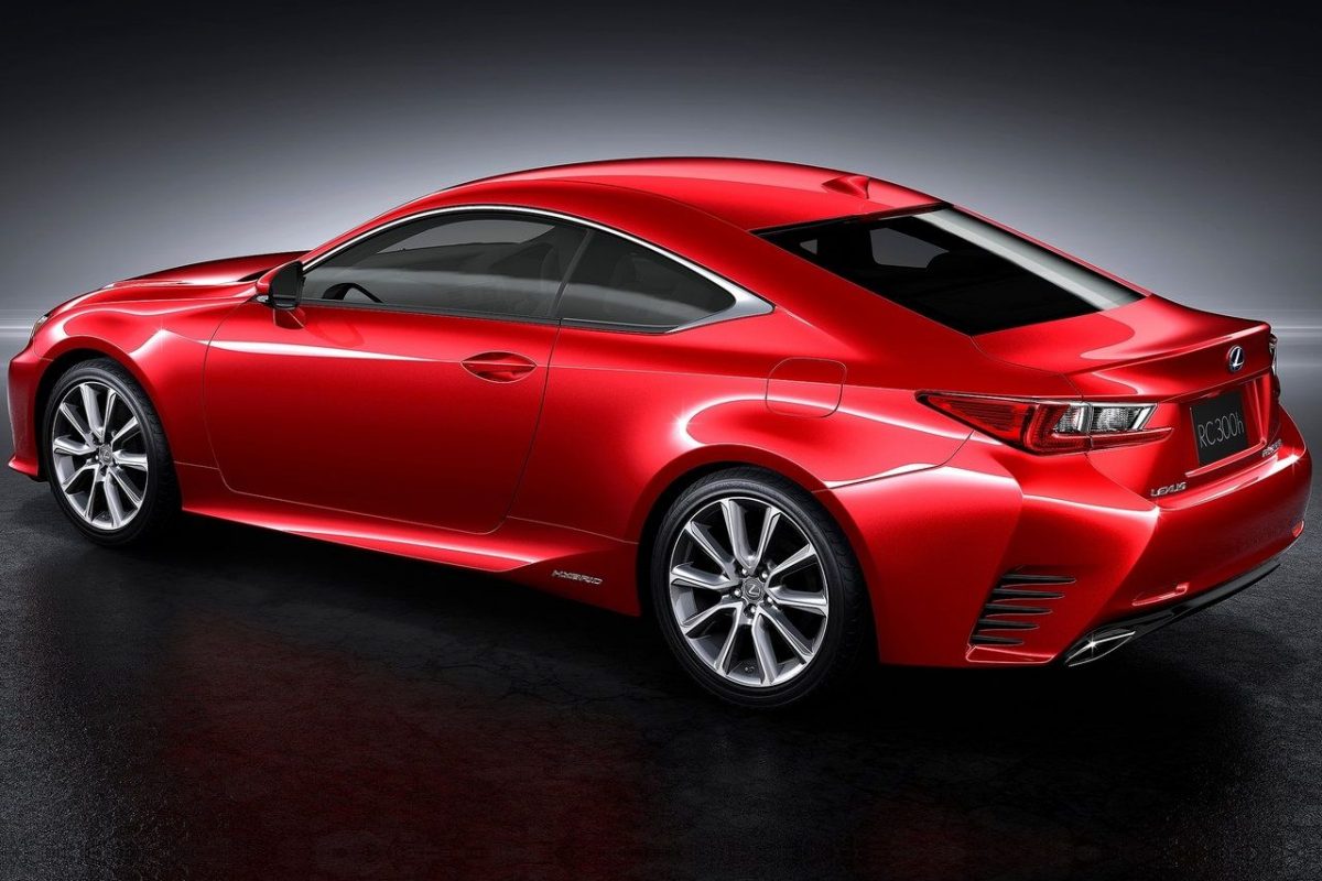 LEXUS