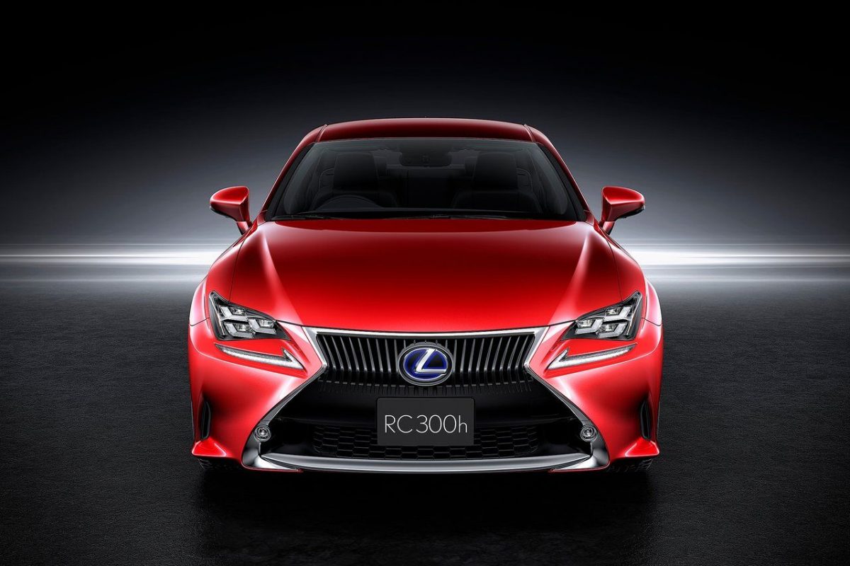 LEXUS