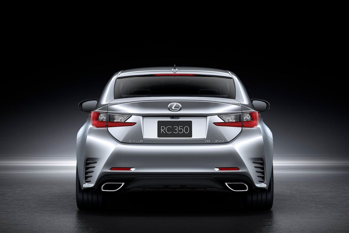 LEXUS