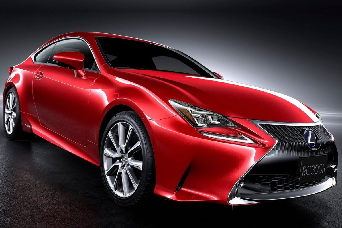 LEXUS