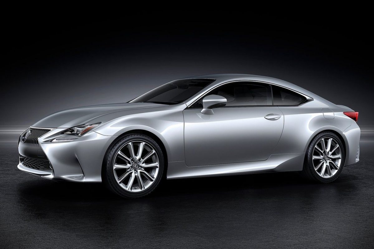 LEXUS