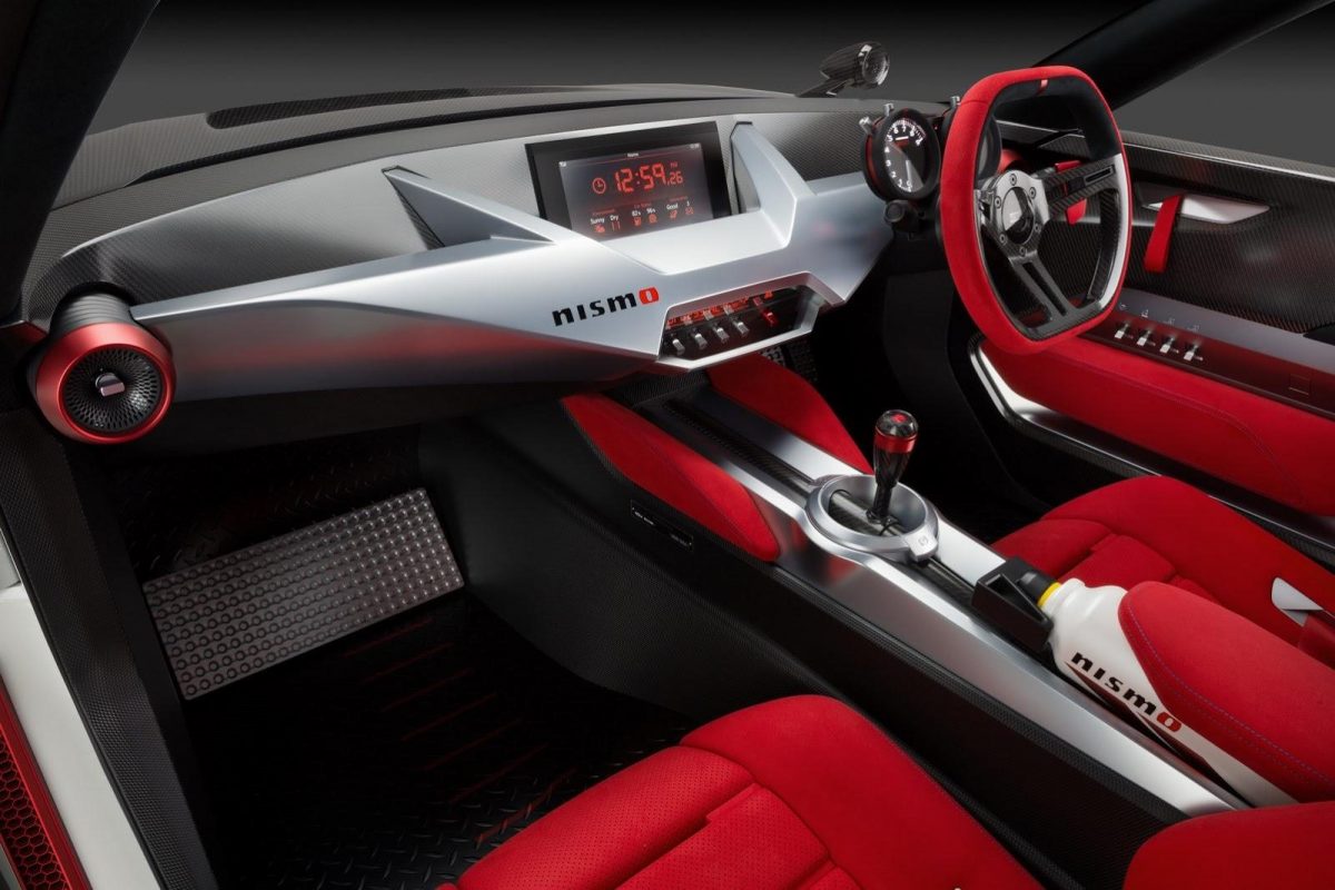NISSAN