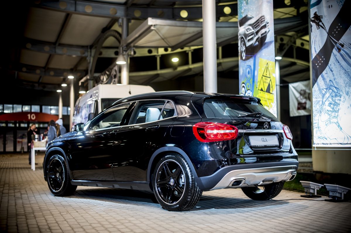MERCEDES-BENZ