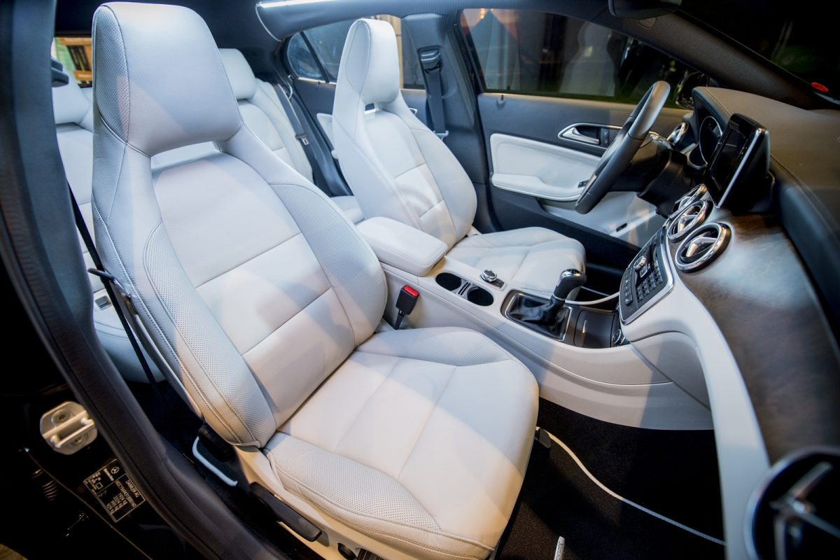 MERCEDES-BENZ