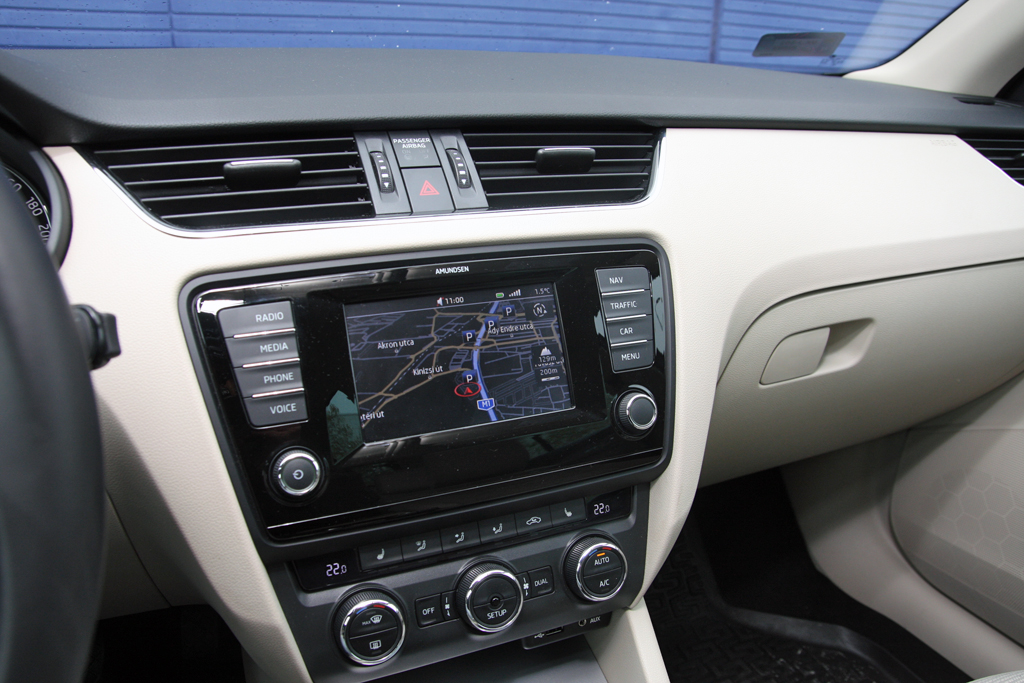 SKODA OCTAVIA