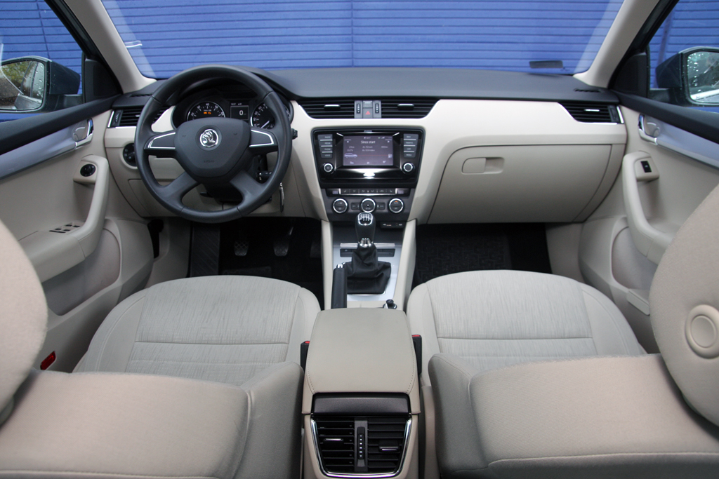 SKODA OCTAVIA
