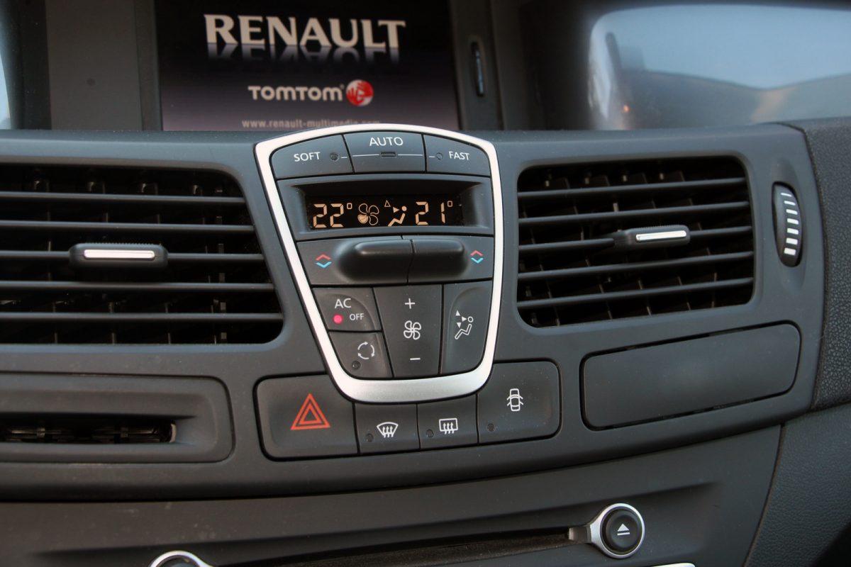 RENAULT LAGUNA