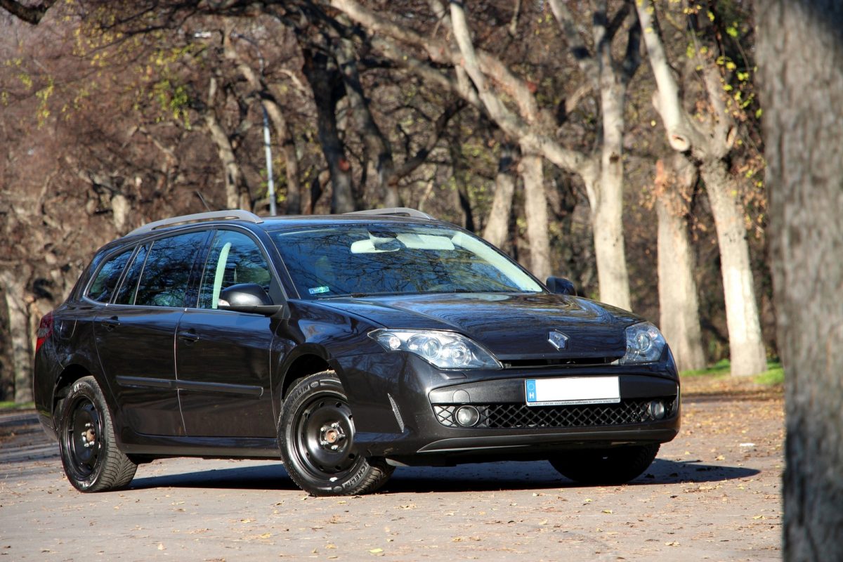 RENAULT LAGUNA