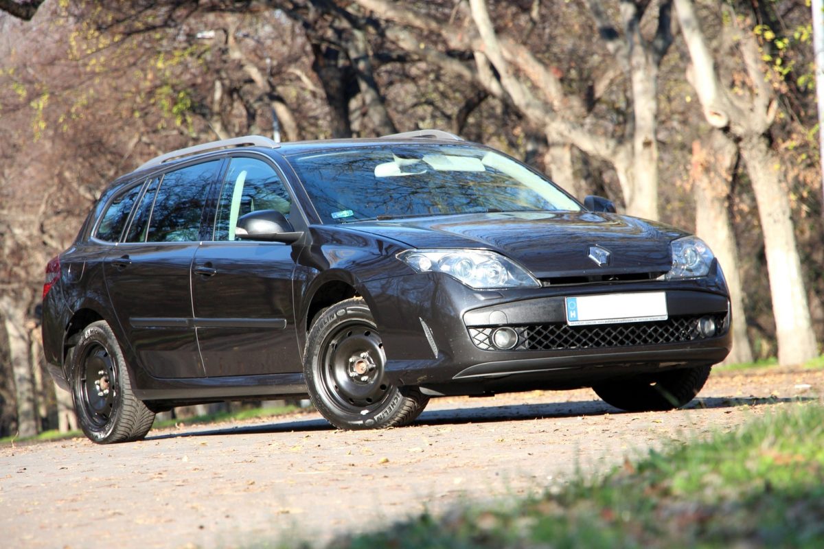 RENAULT LAGUNA