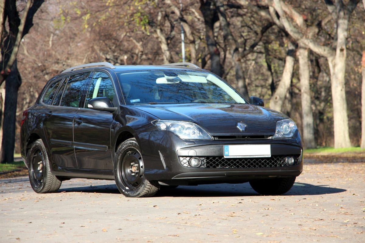RENAULT LAGUNA