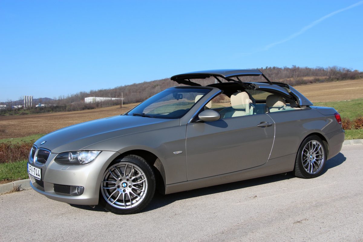 BMW 330