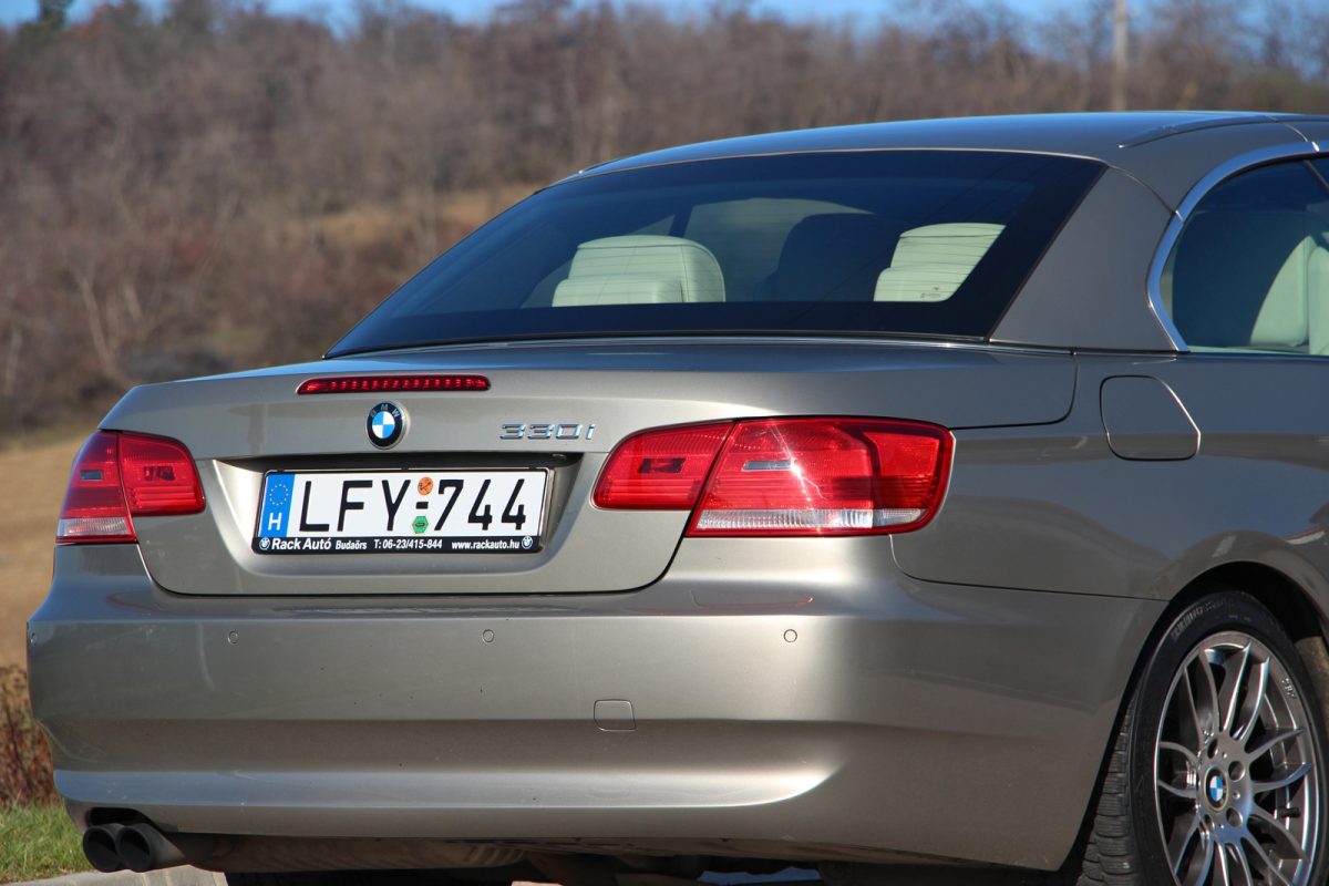 BMW 330