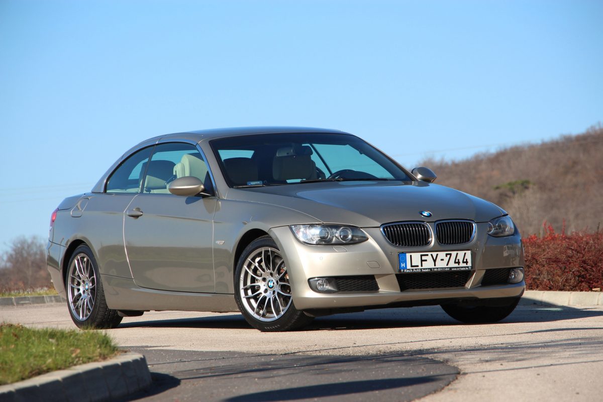 BMW 330