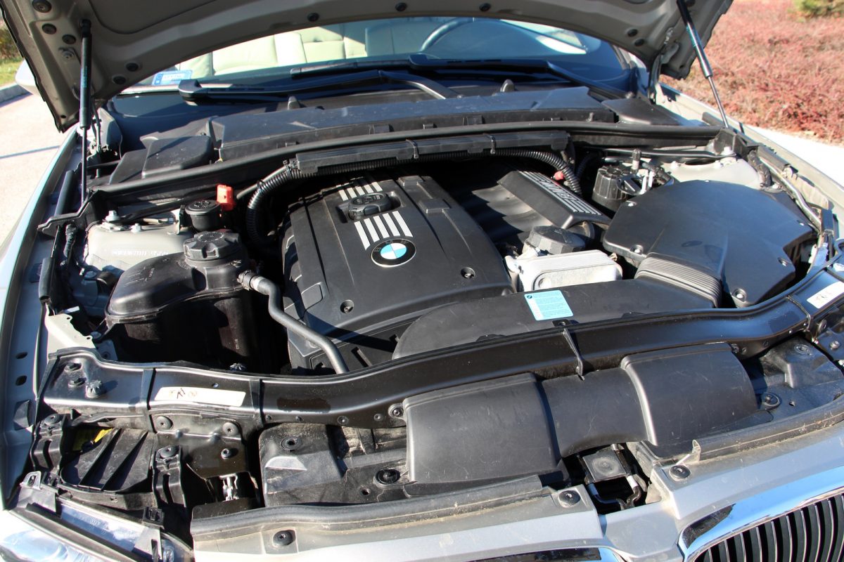 BMW 330