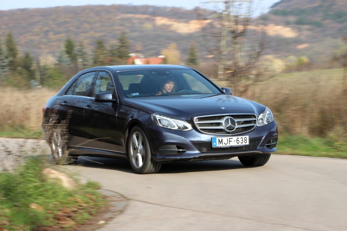 MERCEDES-BENZ E 250