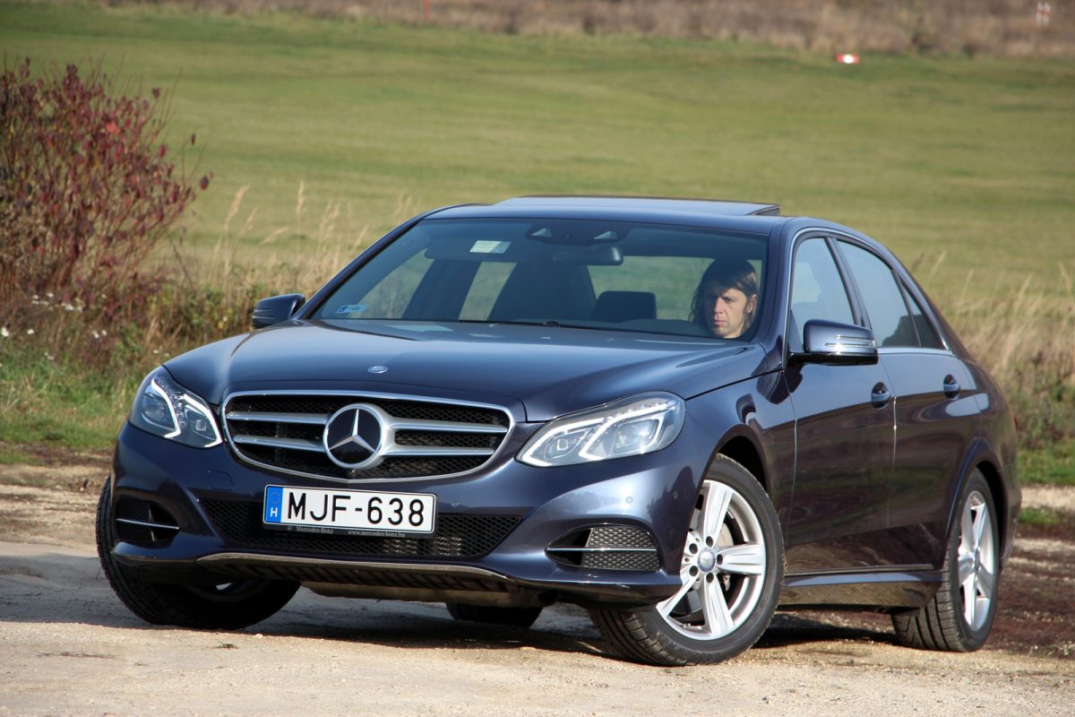 MERCEDES-BENZ E 250