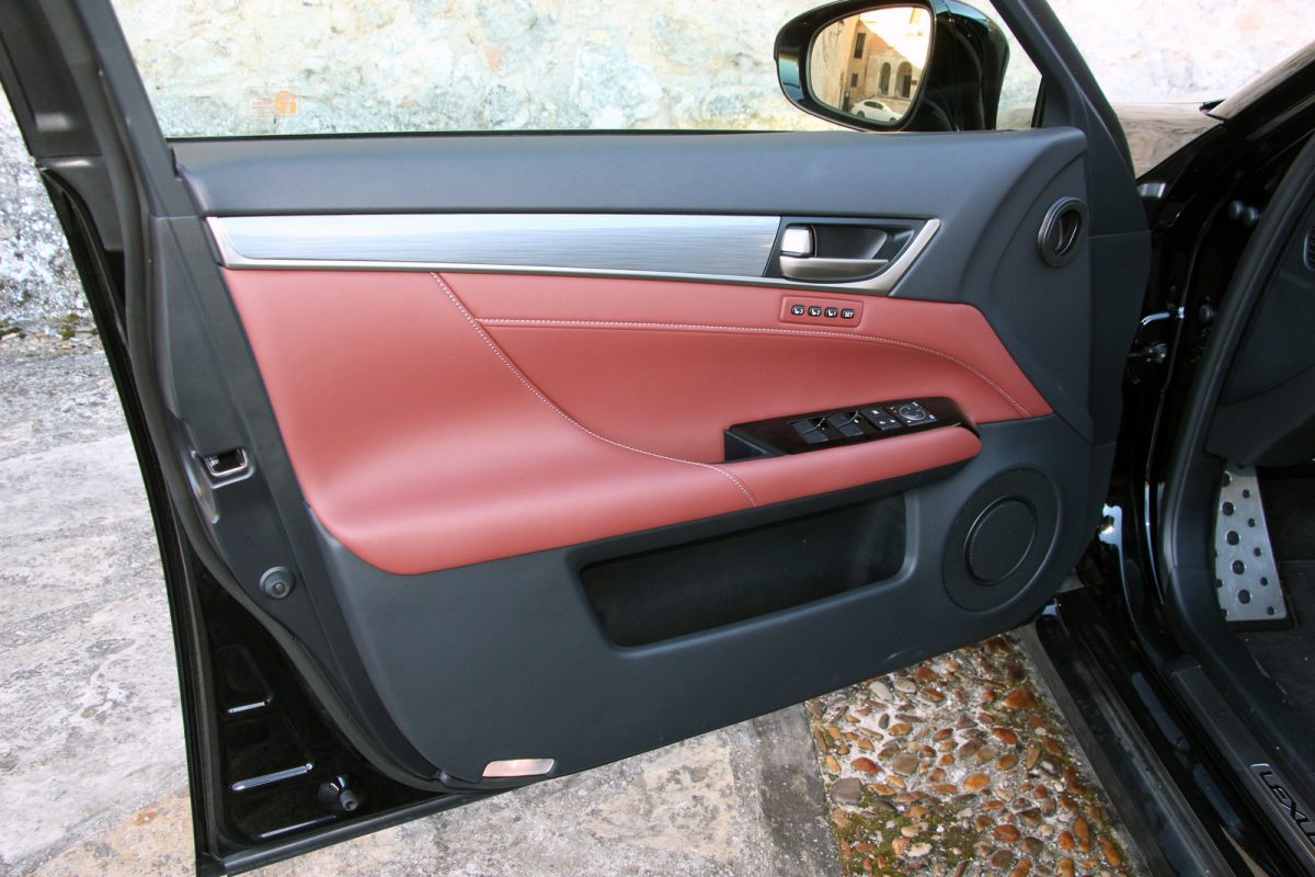 LEXUS GS
