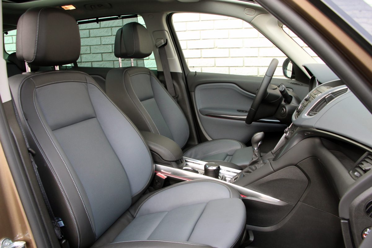 OPEL ZAFIRA TOURER