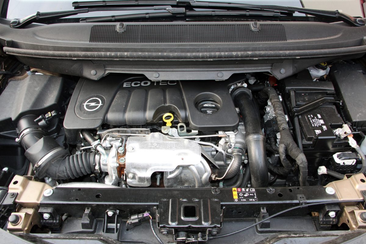 OPEL ZAFIRA TOURER