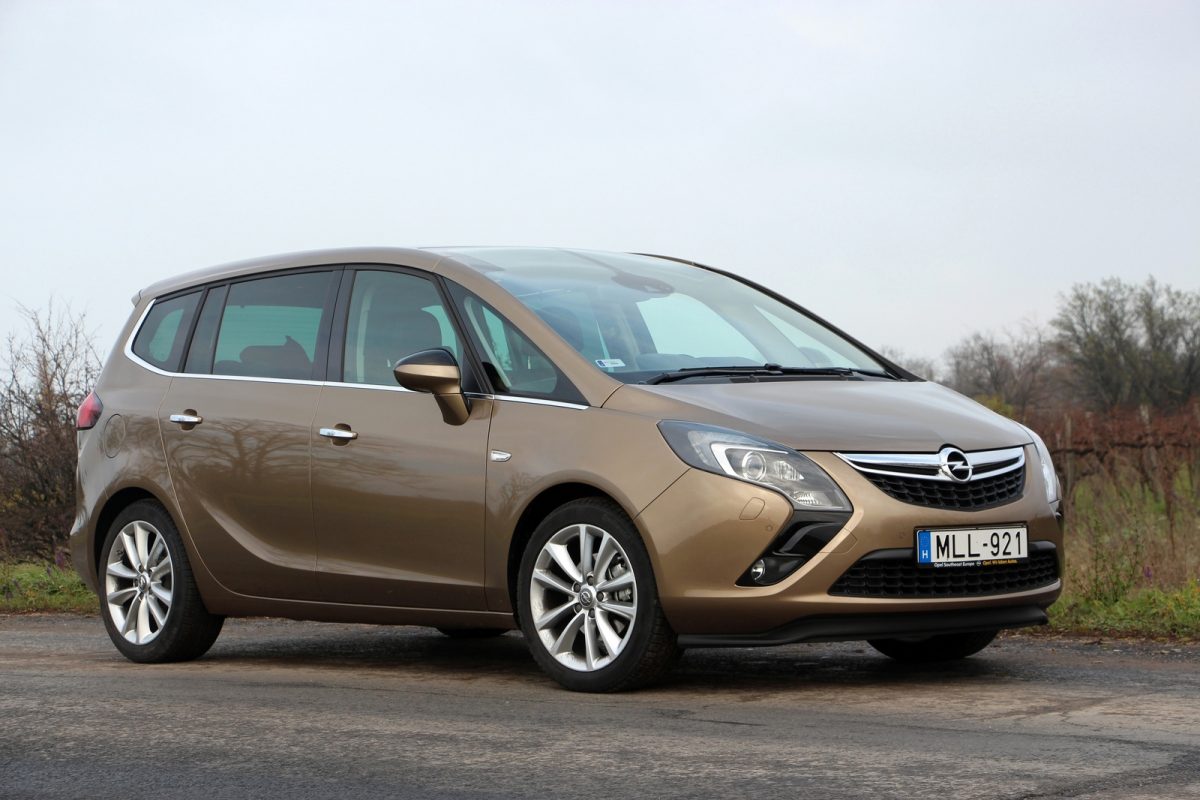 OPEL ZAFIRA TOURER