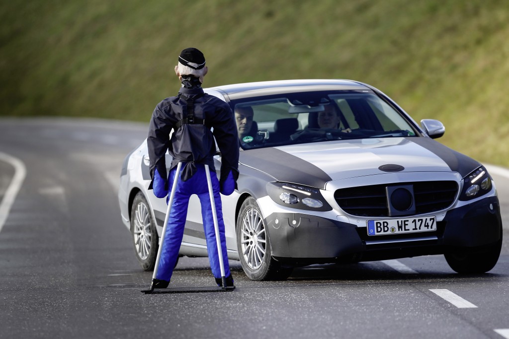 MERCEDES-BENZ C-OSZTÁLY