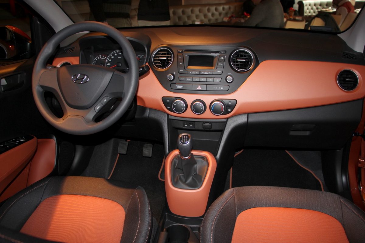 HYUNDAI I10