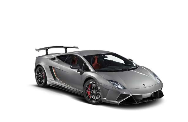 Majdnem-versenyautó a Lamborghinitől