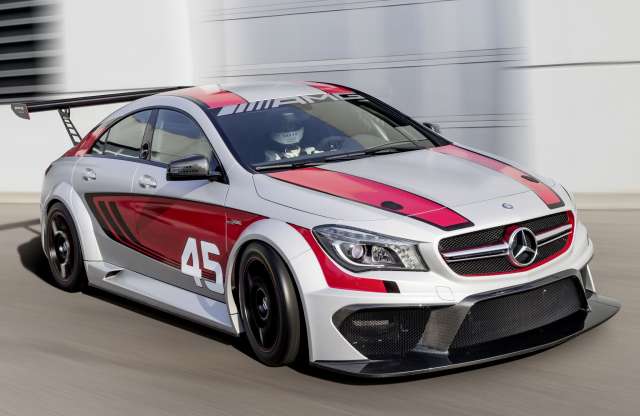 Versenyváltozat a Mercedes CLA-ból