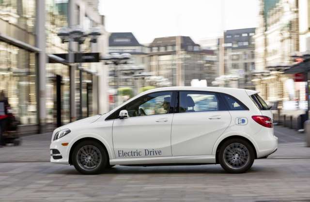 Felvillanyozták a Mercedes-Benz B-osztályt